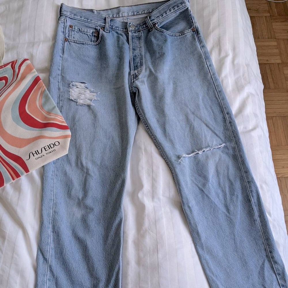 True Vintage Levi’s 501, light blue jeans